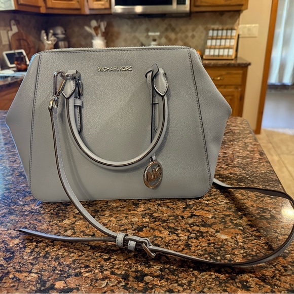 Michael Kors Charlotte Large Leather Satchel - Picture 1 of 5